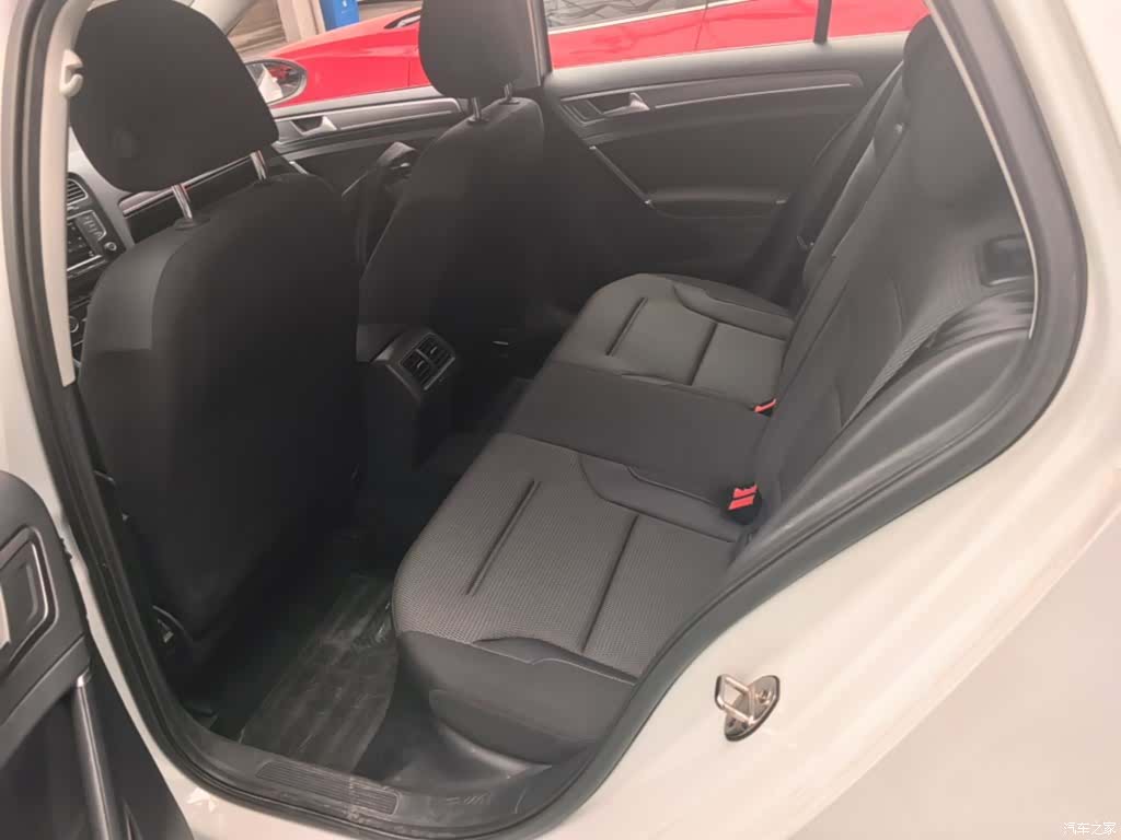 Volkswagen Golf, 2017 17