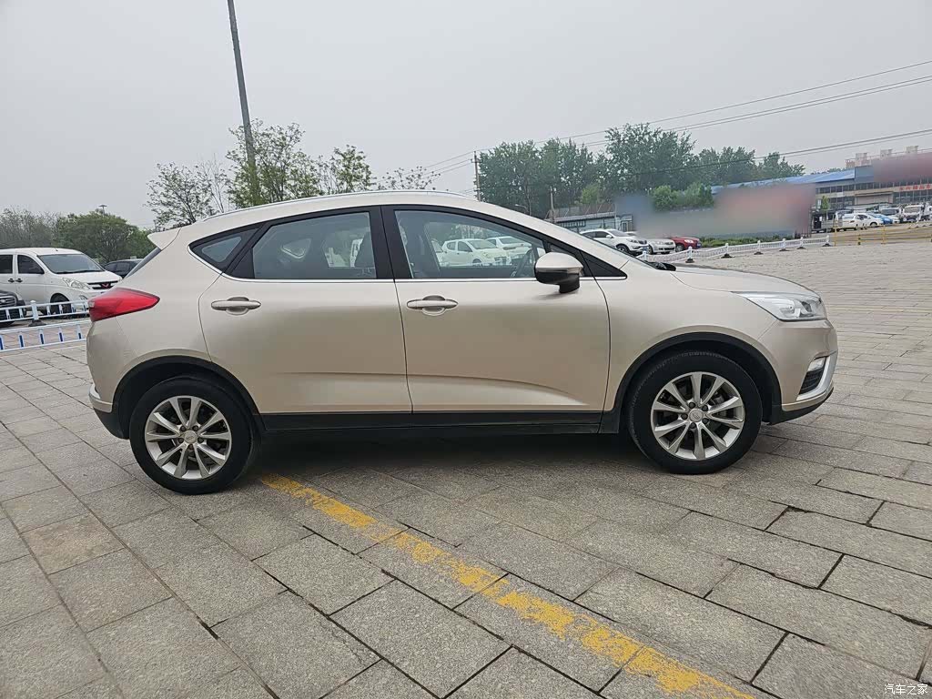 Geely Emgrand, 2019 13