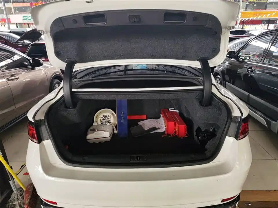 Geely Borui