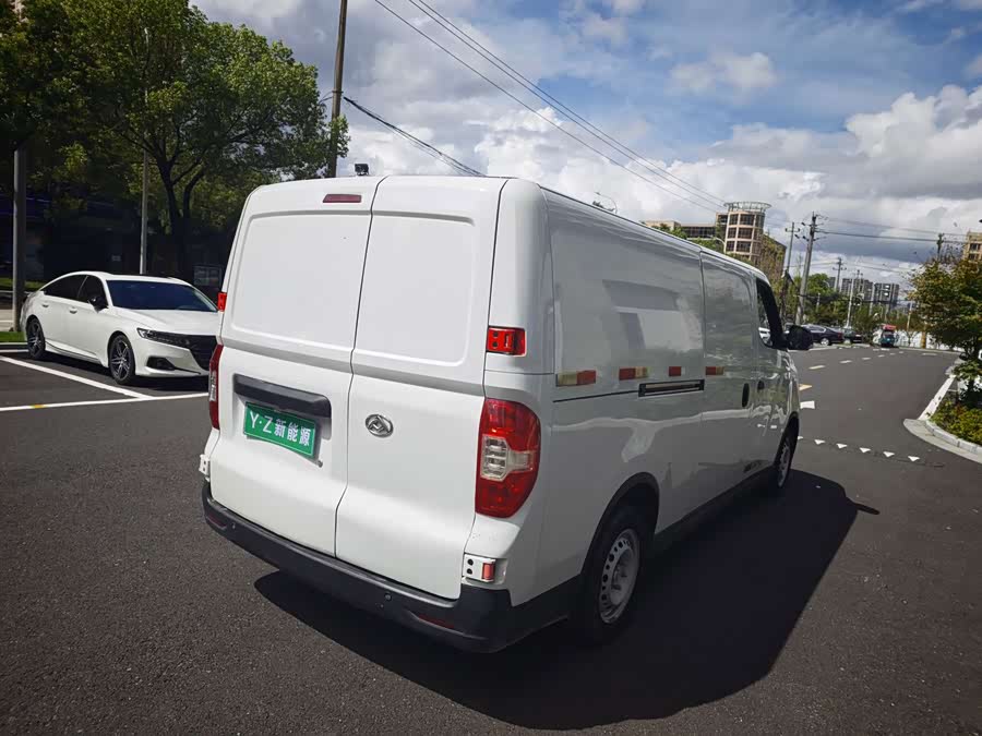 Maxus EV30 2023, фото 13