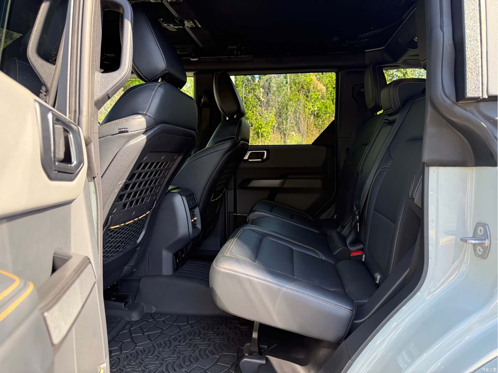 Ford Bronco, 2025 10