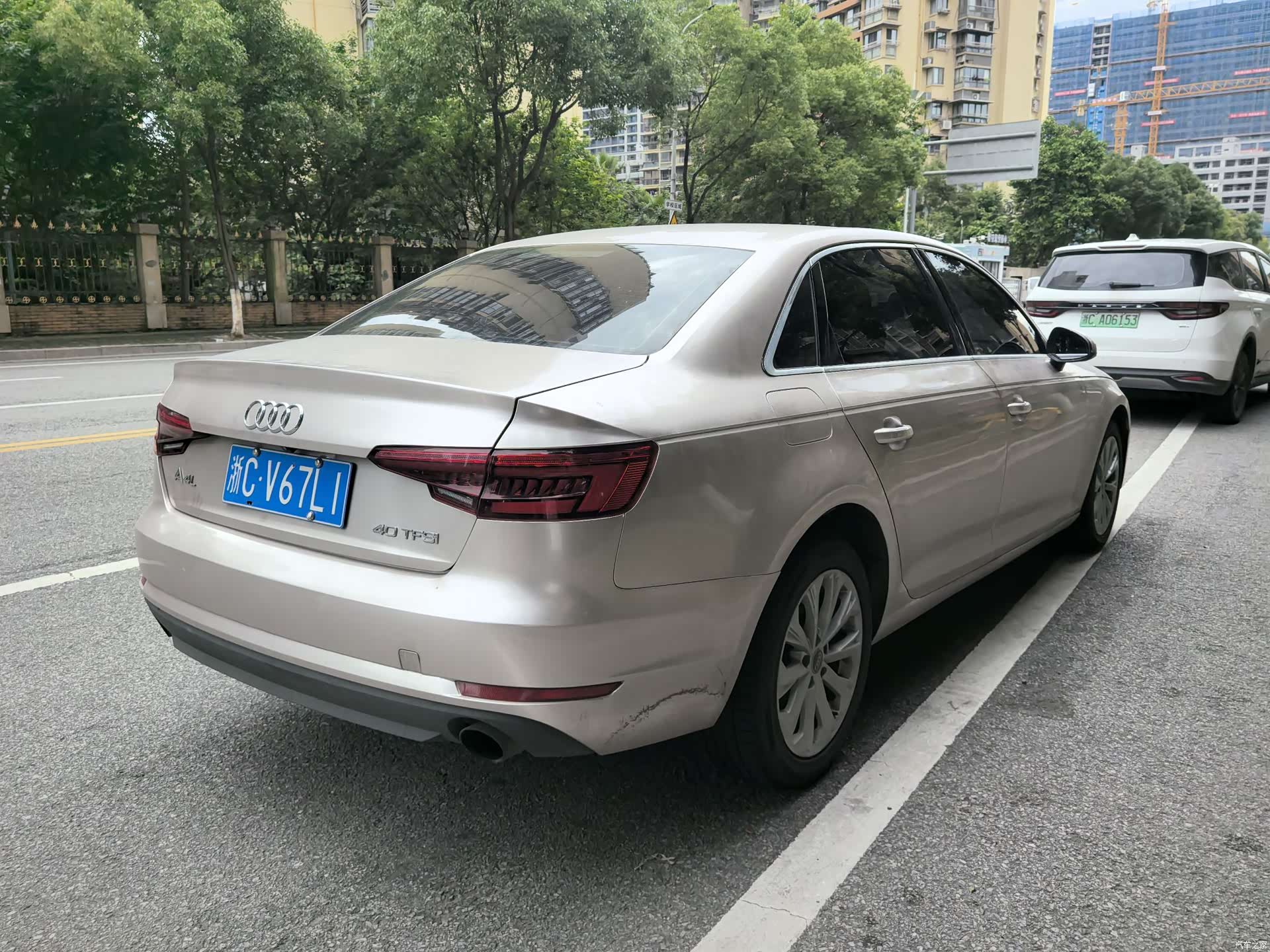 Audi A4L, 2017 12