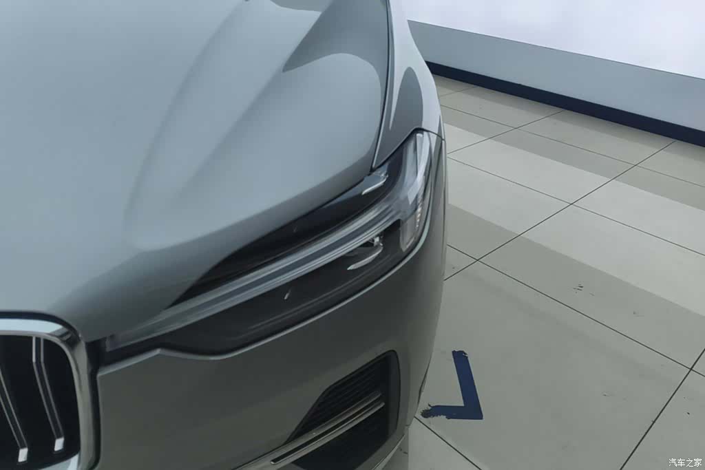 Volvo XC60, 2021 все фото