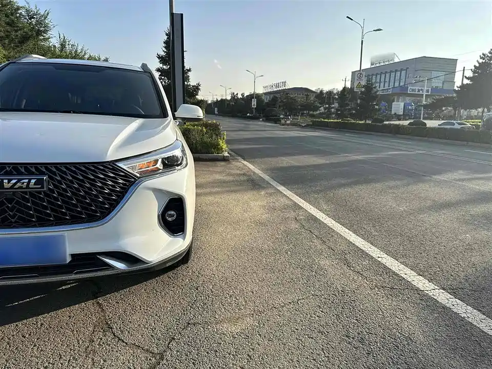 Haval M6