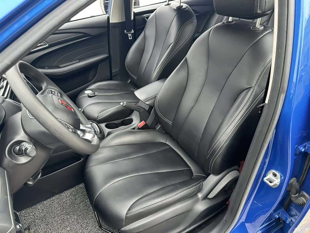 Roewe i5, 2019 11