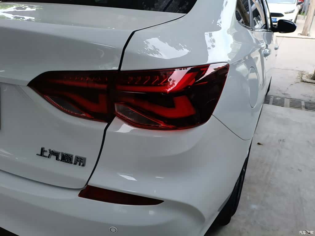 Chevrolet 320, 2022 8
