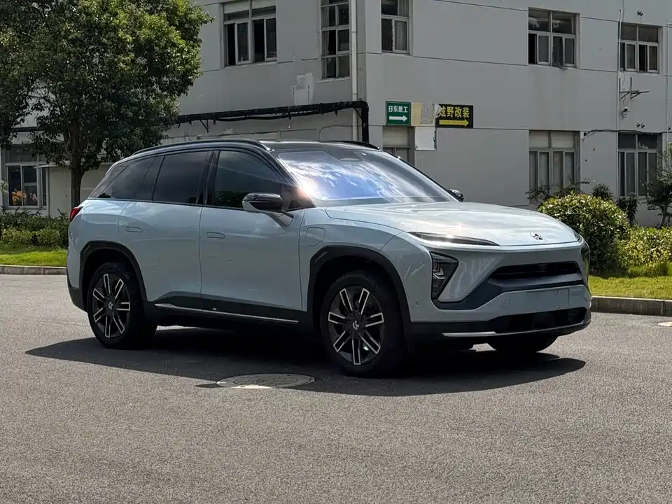 NIO ES6
