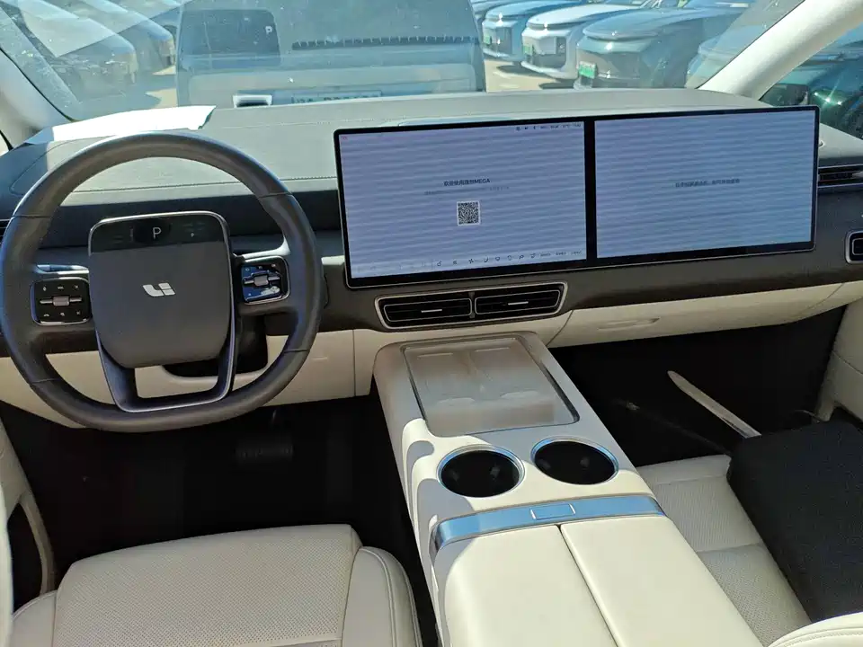 Li Auto Ideal MEGA