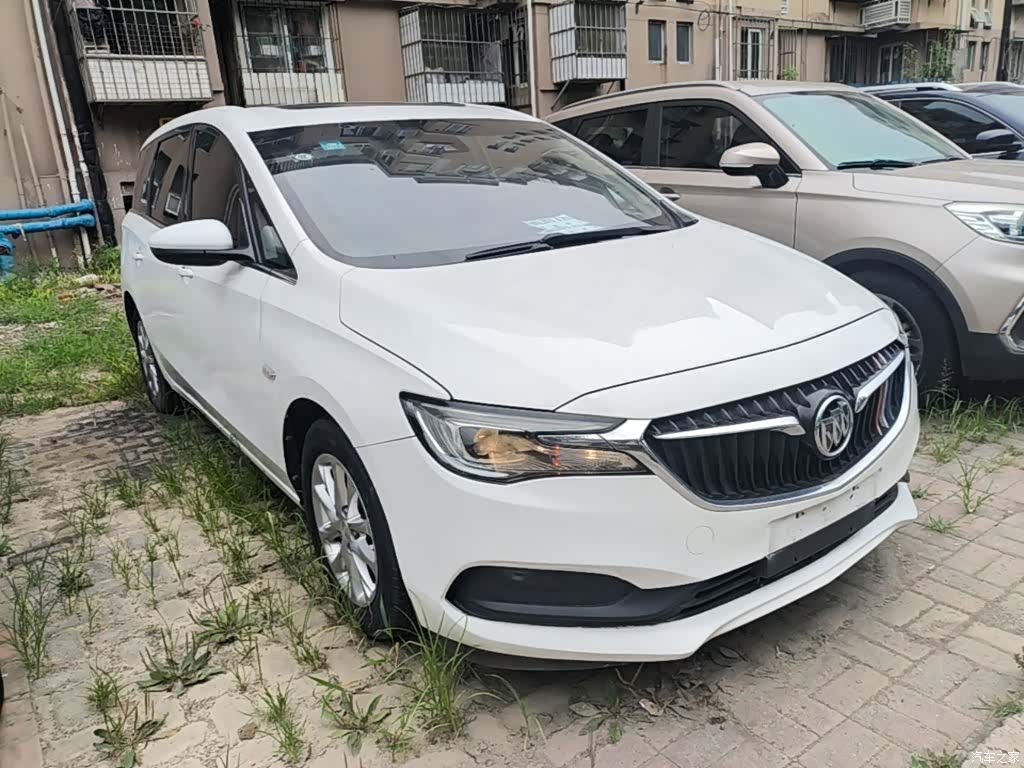 Buick GL6, 2018 4