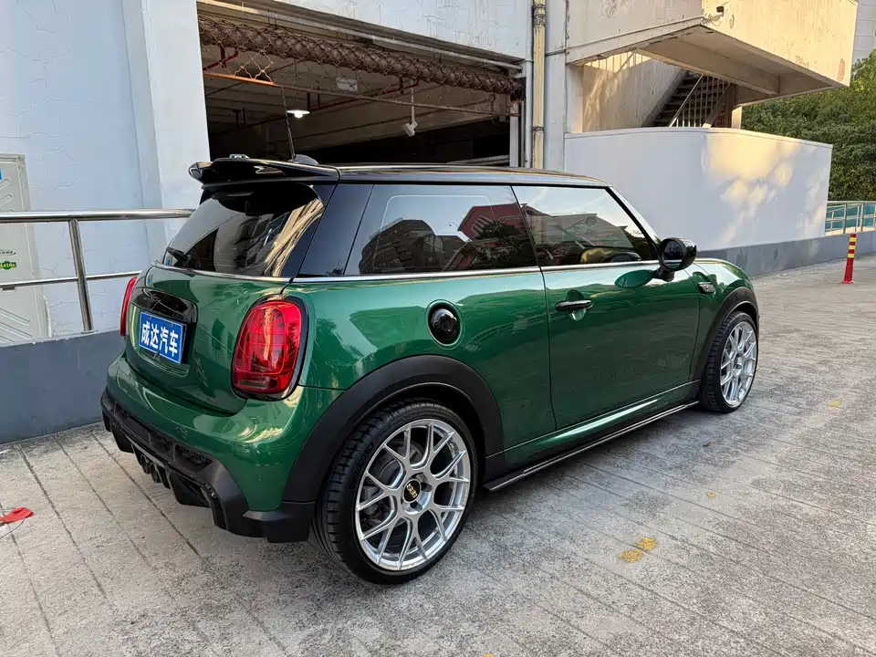 MINI MINI