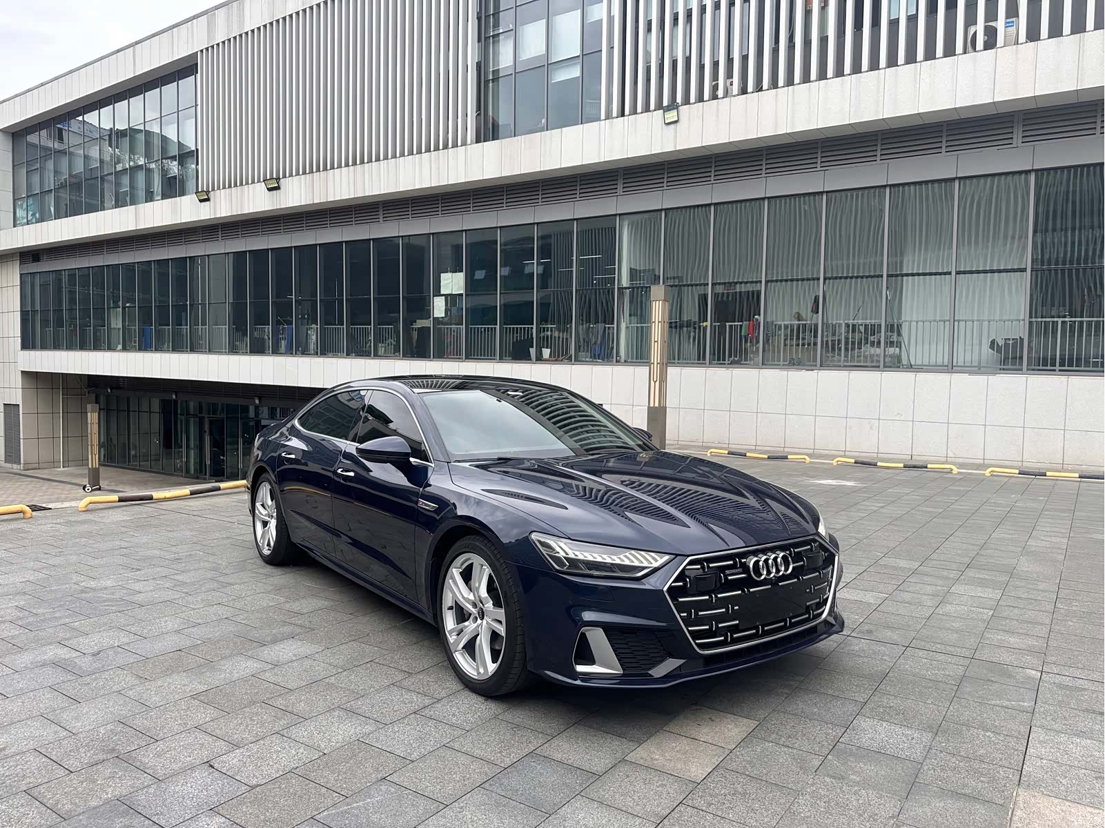 Audi A7L, 2024 8