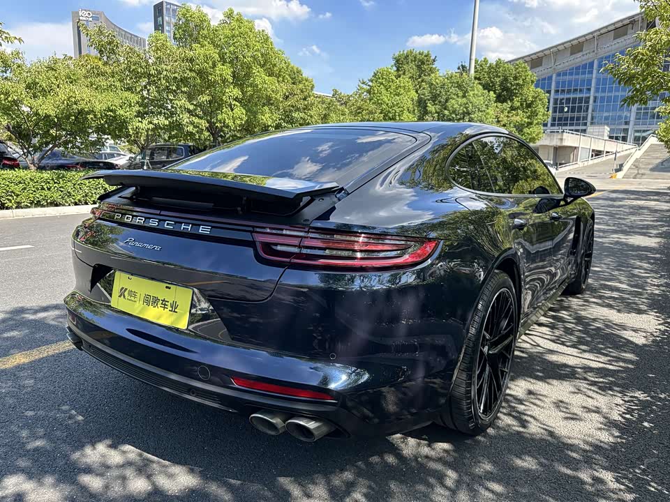 Porsche Panamera