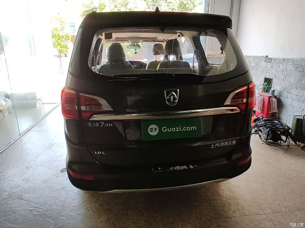 Wuling 730, 2016 6