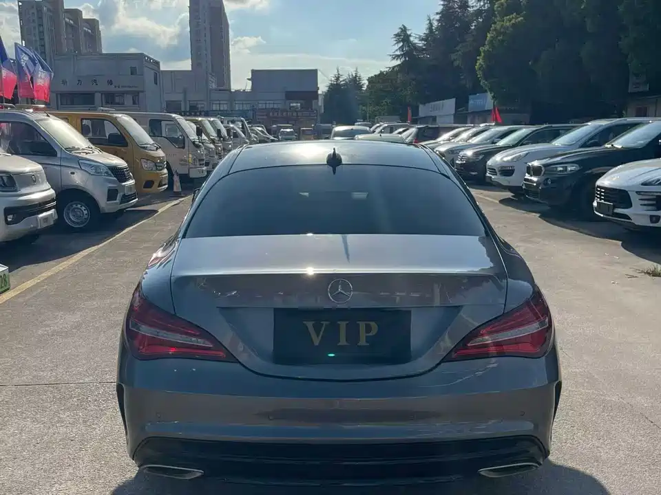 Mercedes-Benz CLA