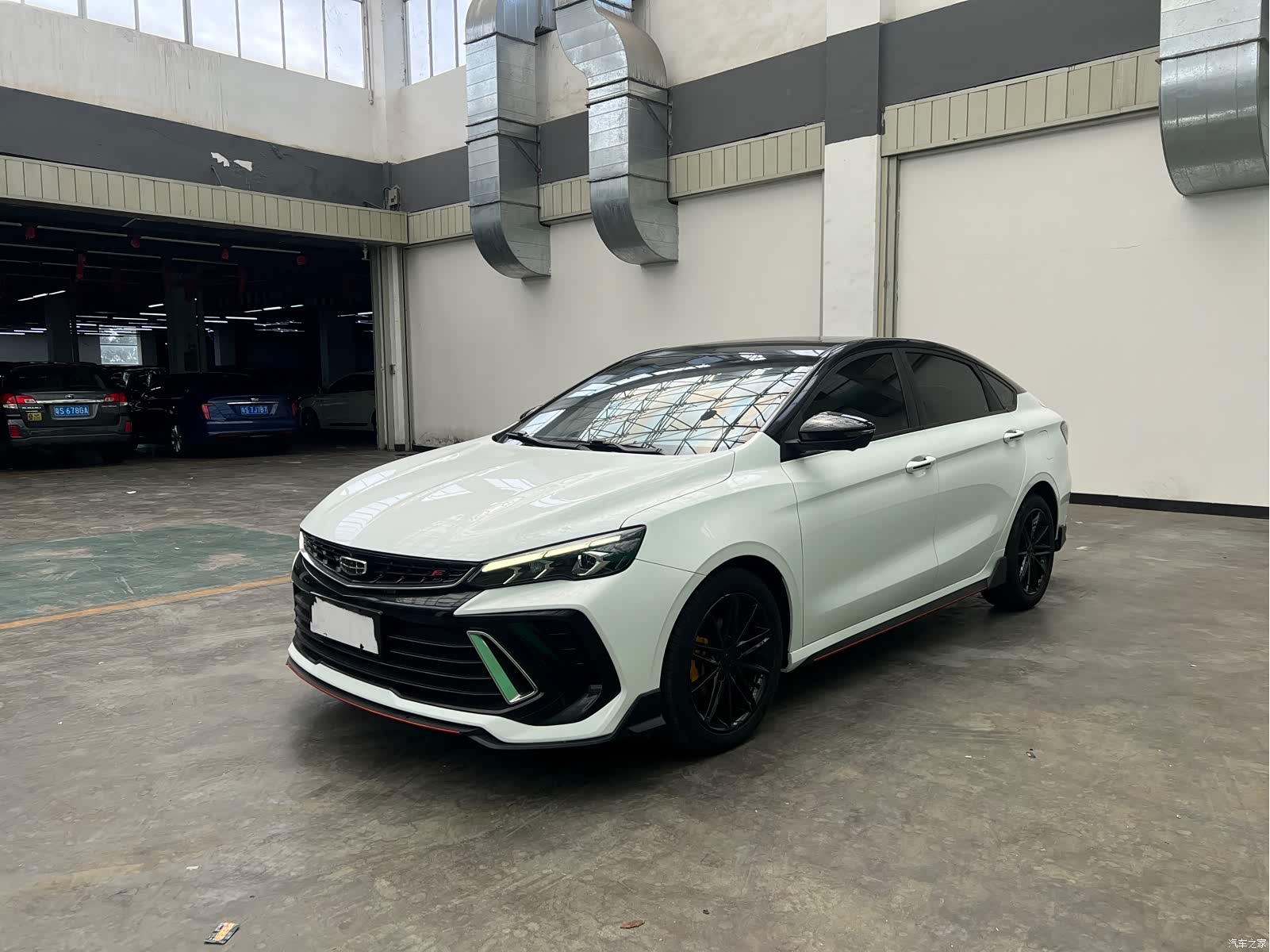 Geely Binray, 2022 1