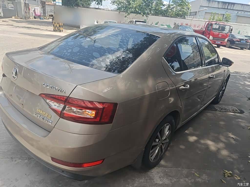 Skoda Octavia, 2018 7