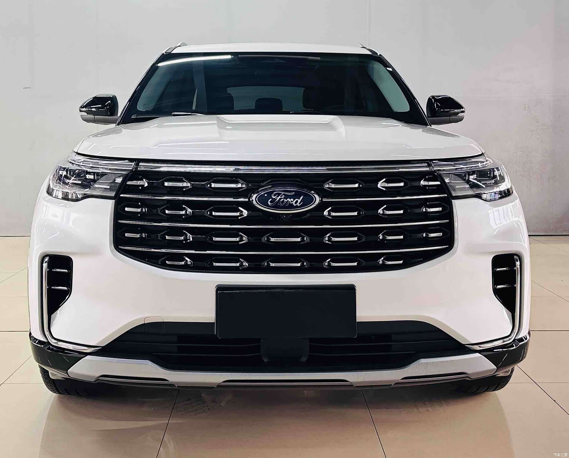 Ford Explorer, 2025 1