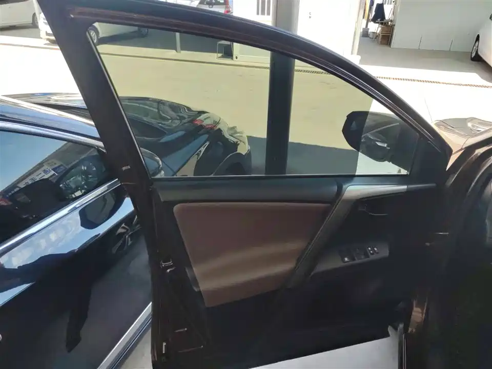 Toyota RAV4 Rongfang