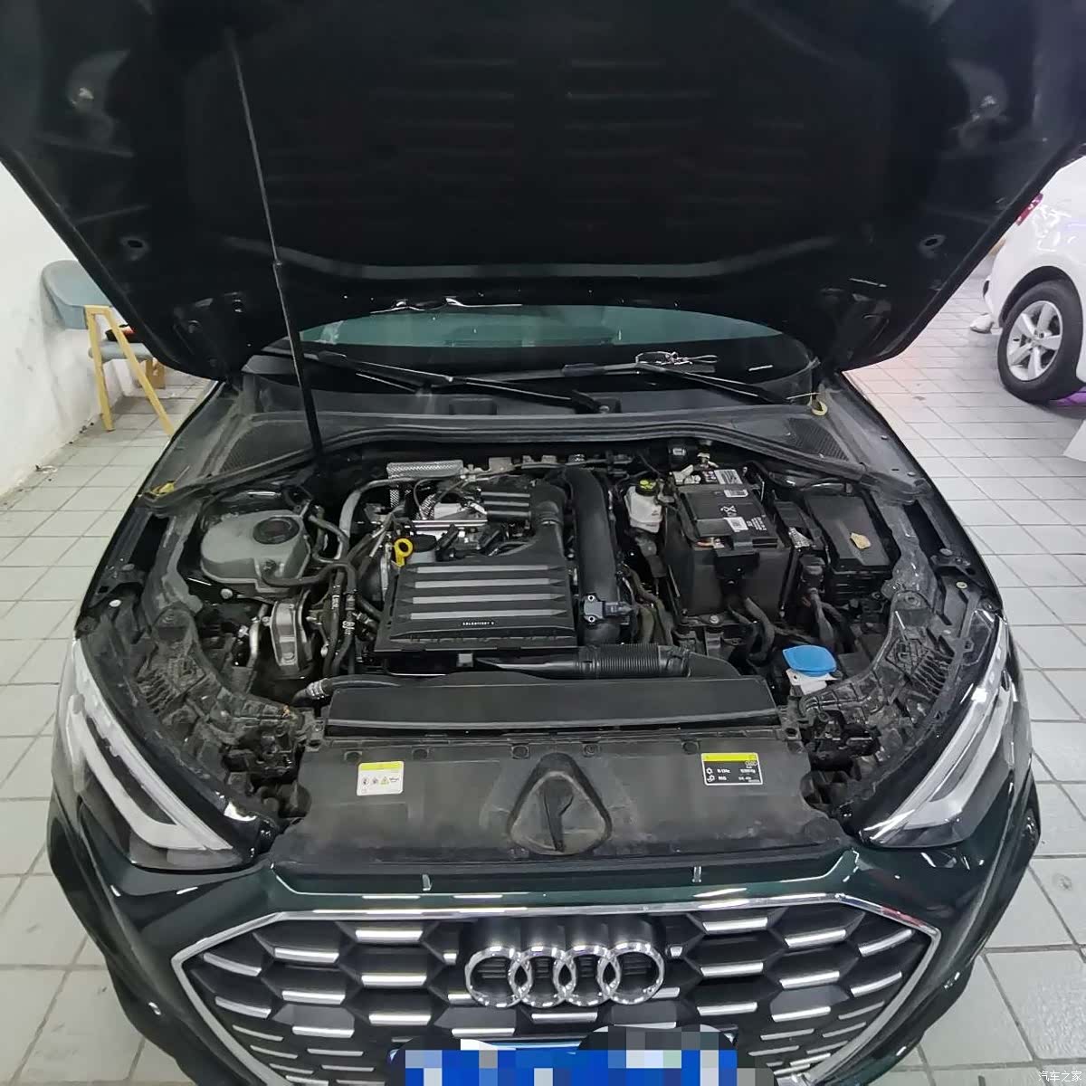 Audi A3, 2023 все фото