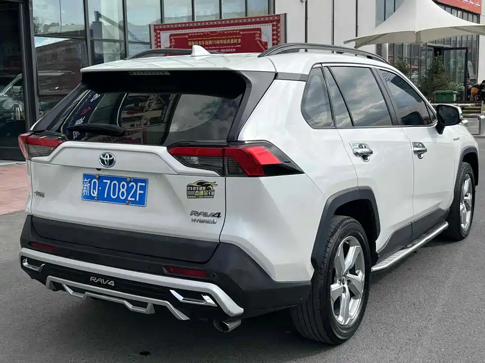 Toyota RAV4 Rongfang