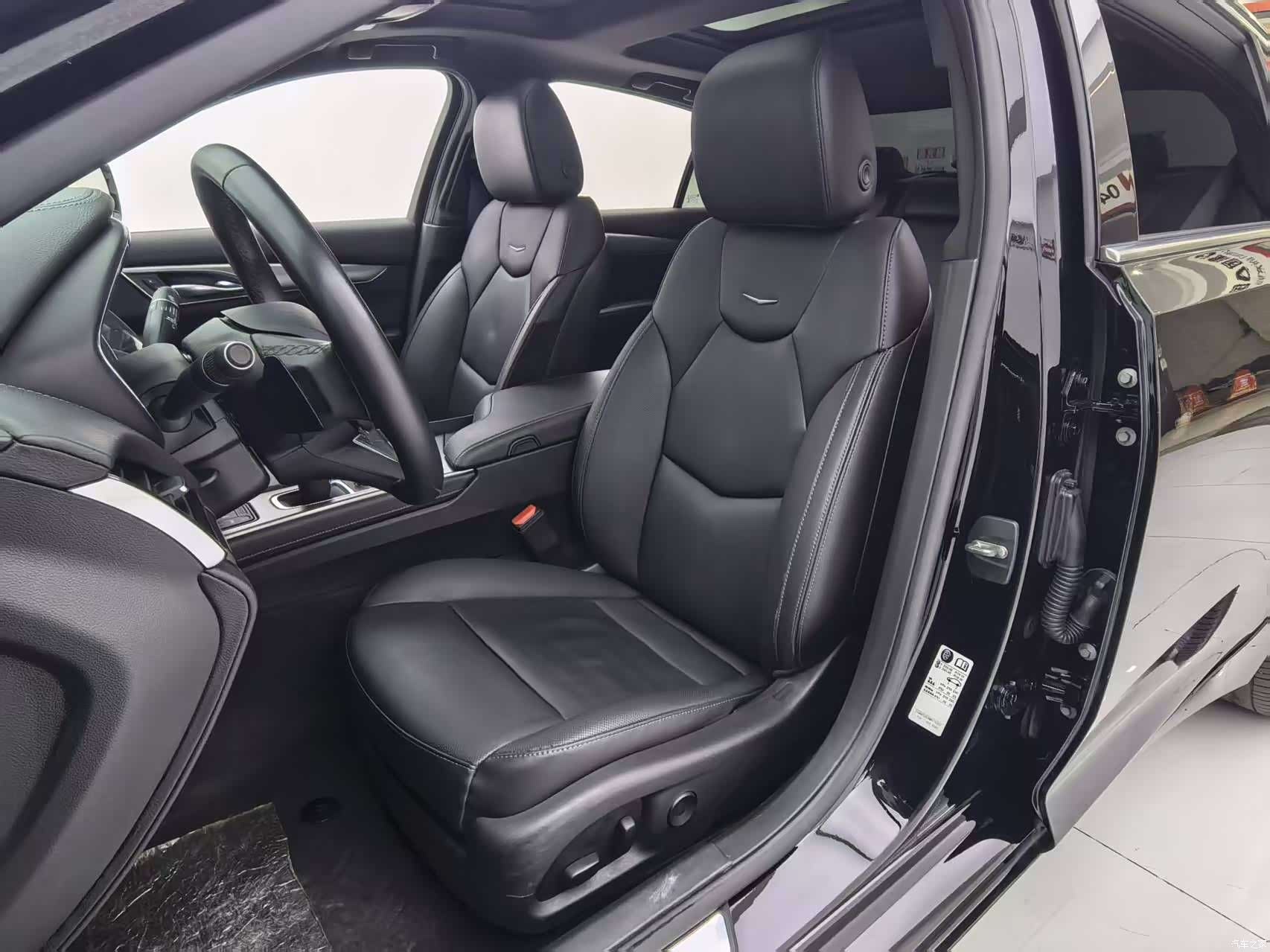 Cadillac CT5, 2023 19