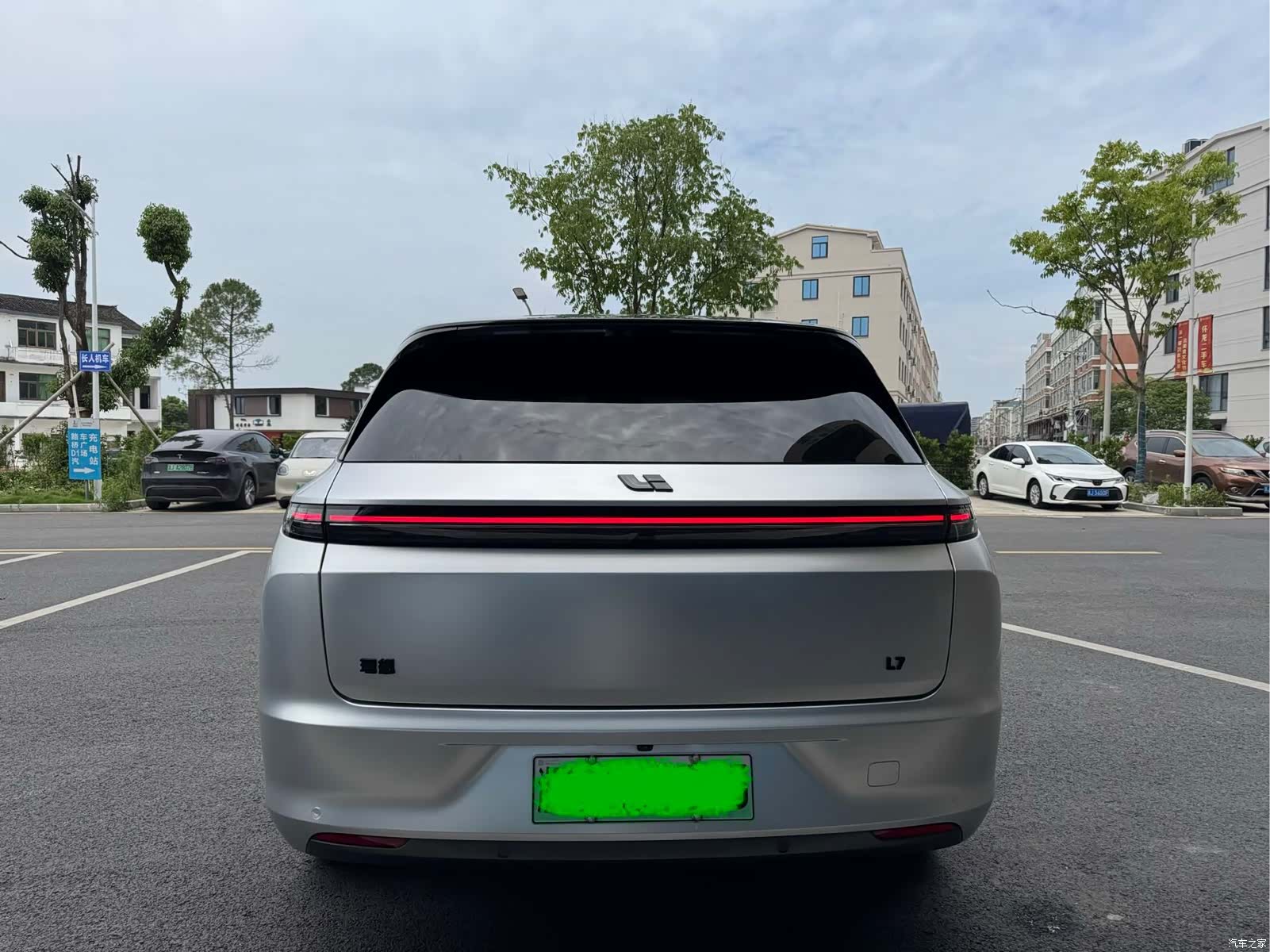 Li Auto L7, 2023 все фото