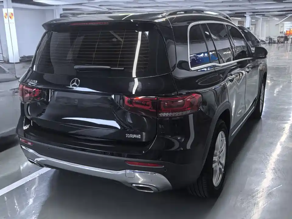 Mercedes-Benz GLB Mercedes-Benz GLB