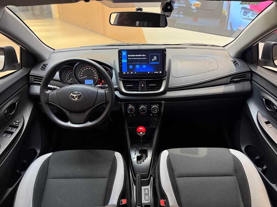 Toyota YARiS L Zhixuan