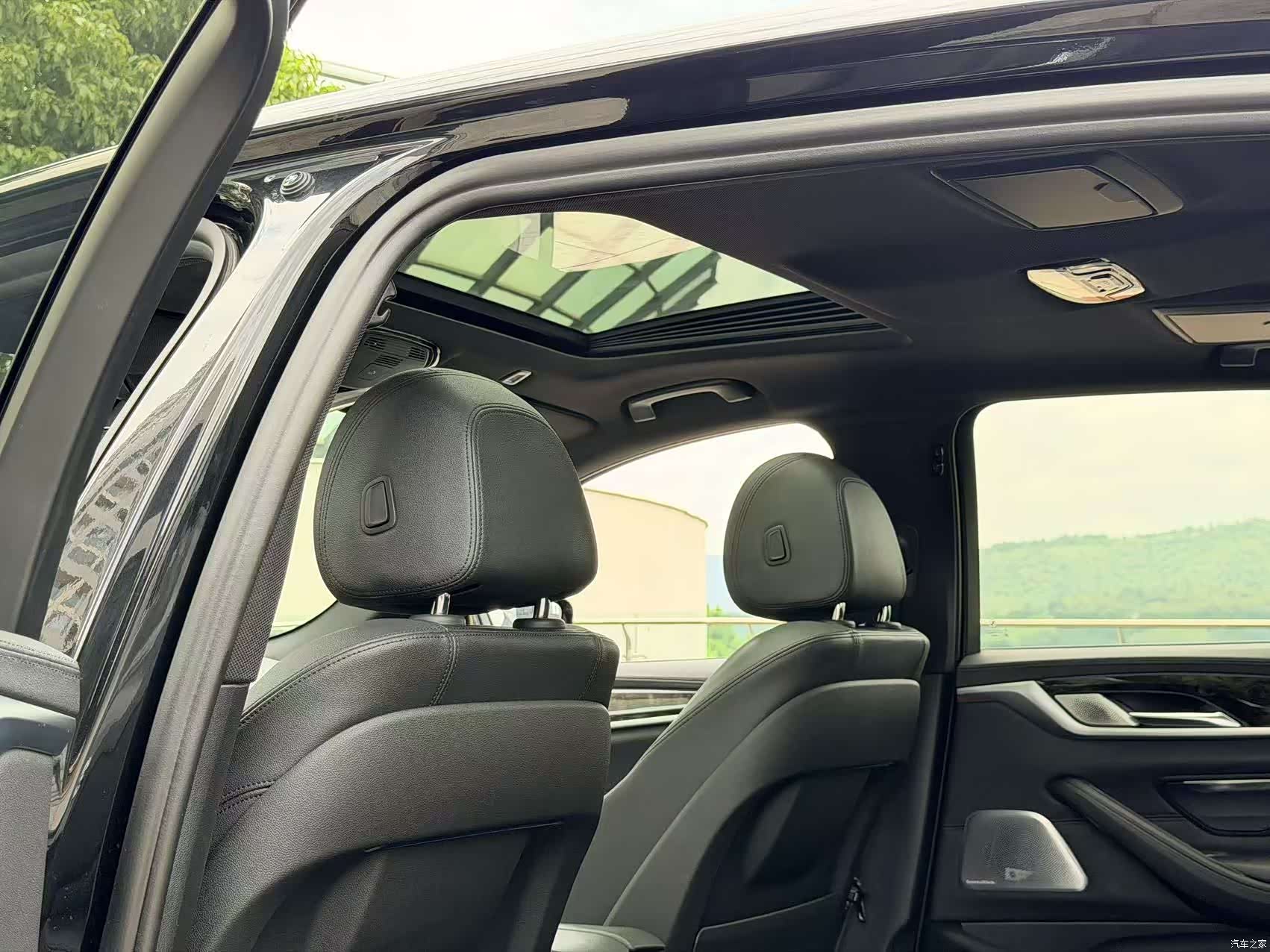 BMW 5 Series, 2018 14