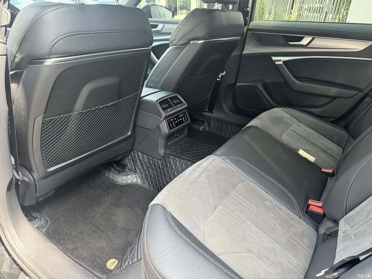 Audi A6L, 2021 13