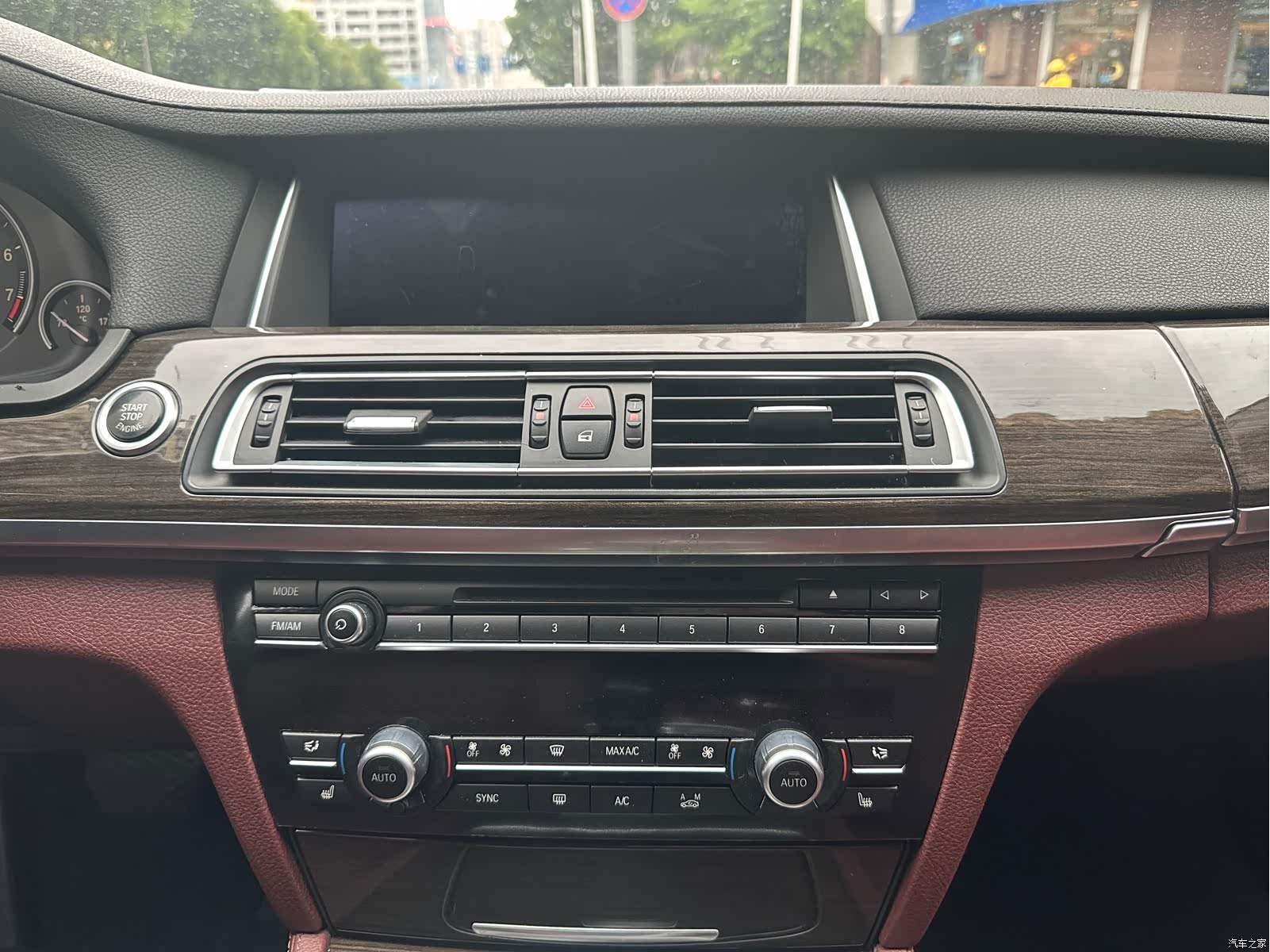 BMW 7 Series, 2015 26