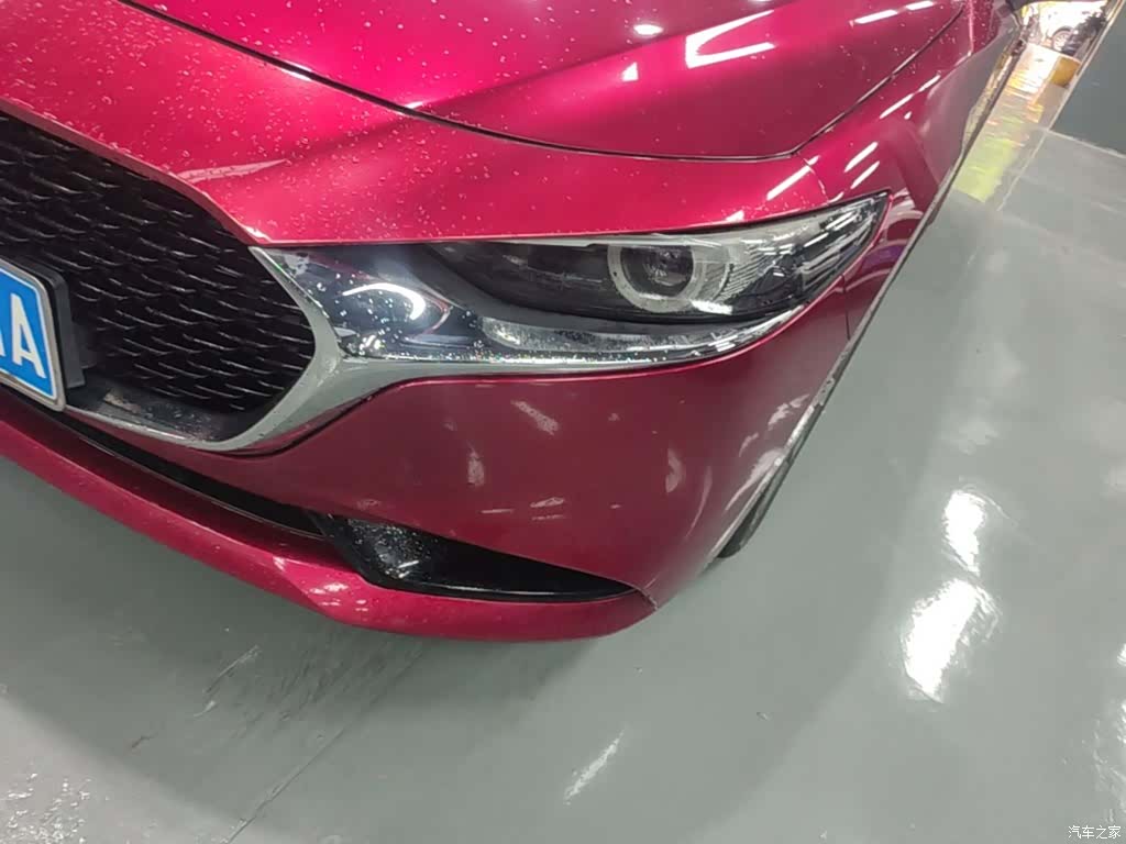 Mazda Mazda3, 2019 18