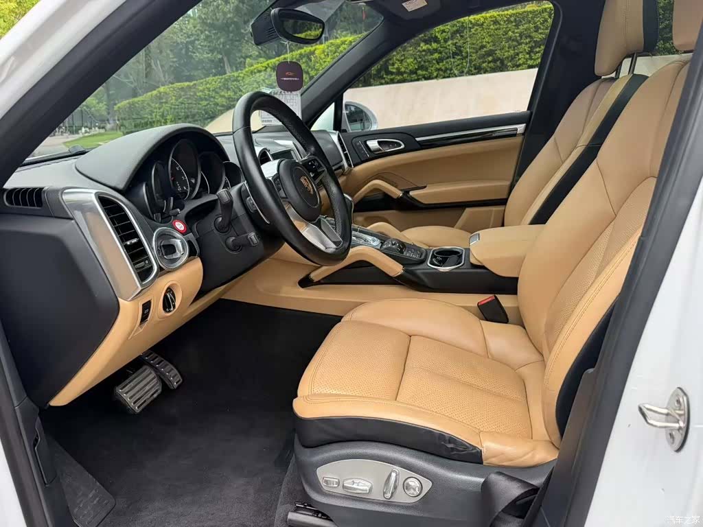 Porsche Cayenne, 2017 все фото