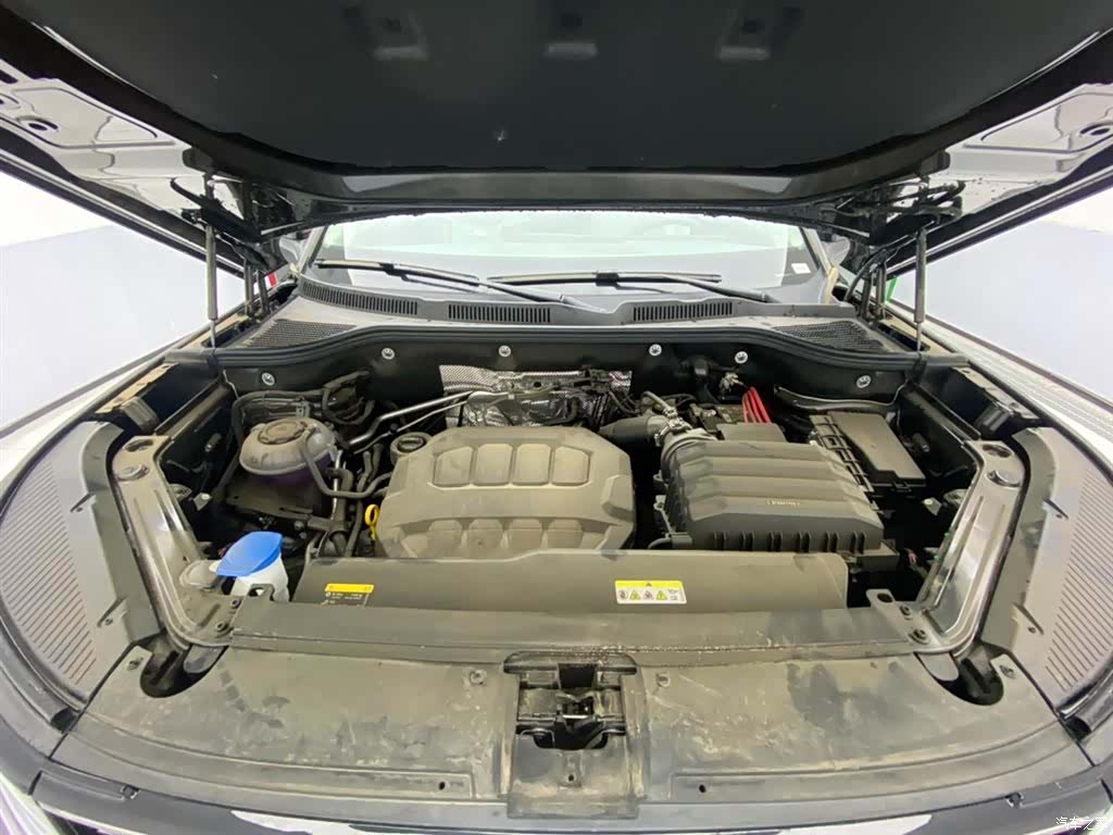 Volkswagen Talagon, 1900 12