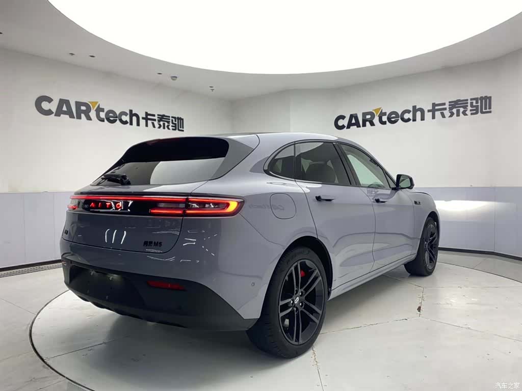 AITO M5, 2024 все фото