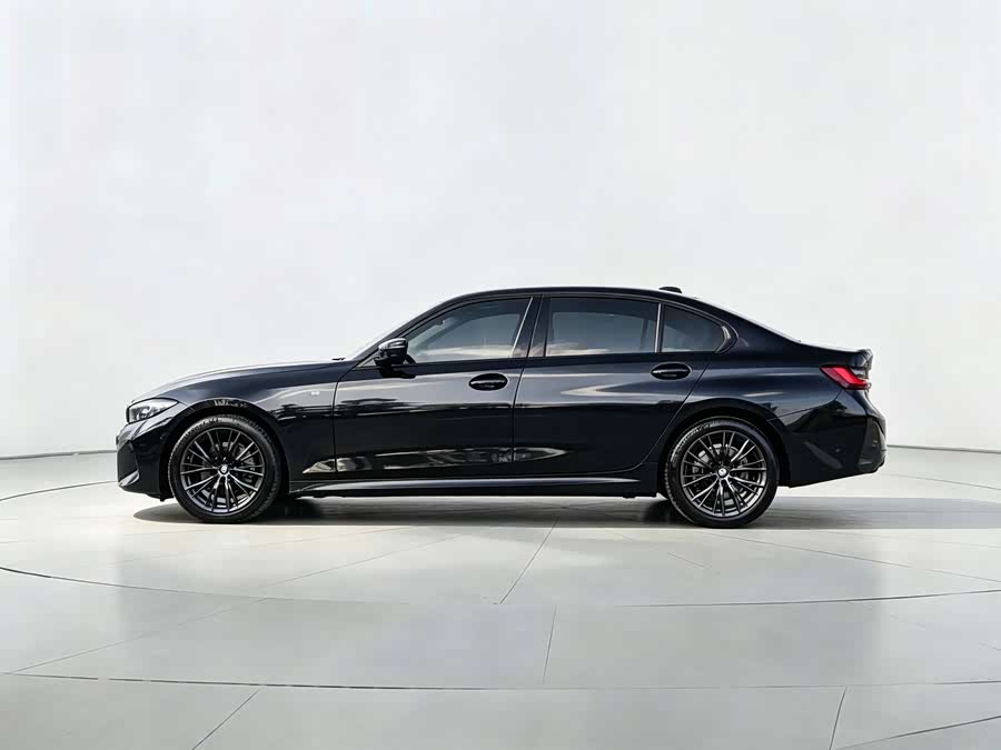 BMW 3 Series 2023, фото 7