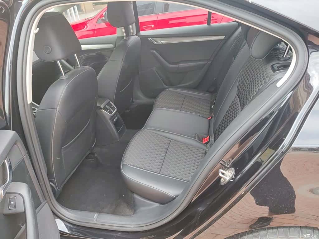 Skoda Octavia, 2018 17