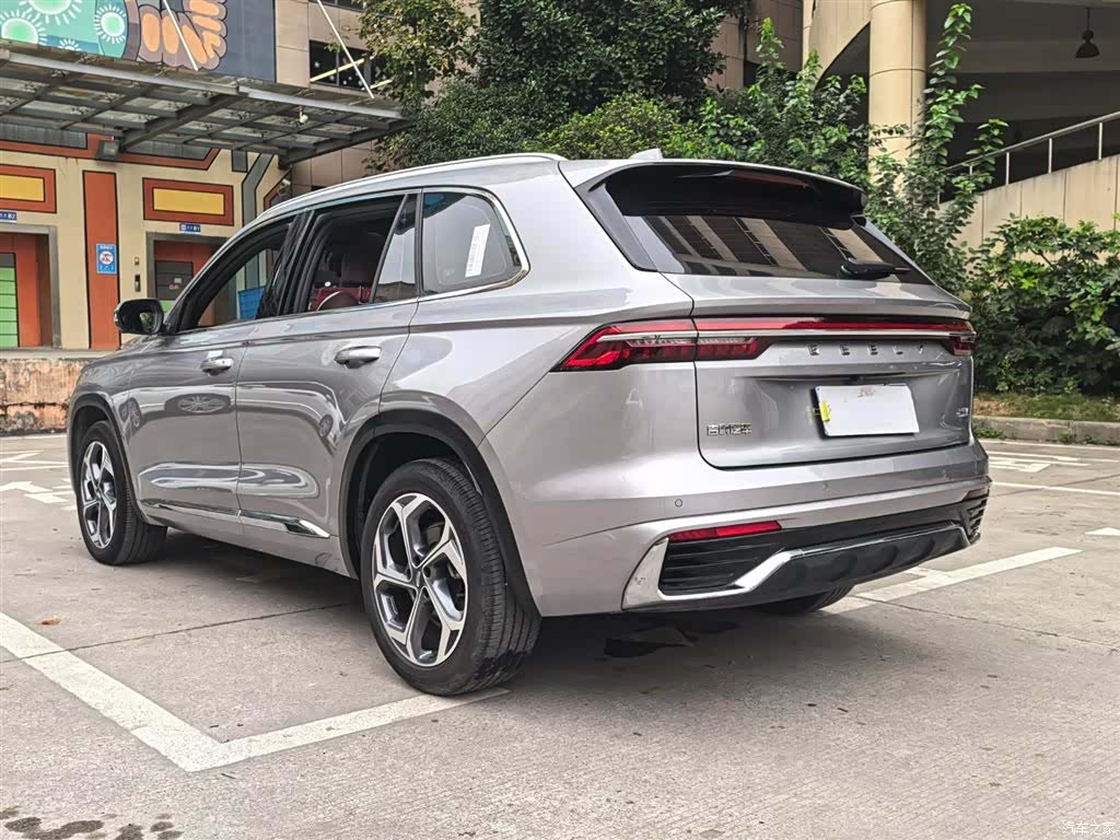 Geely Xingyue L, 2024 17