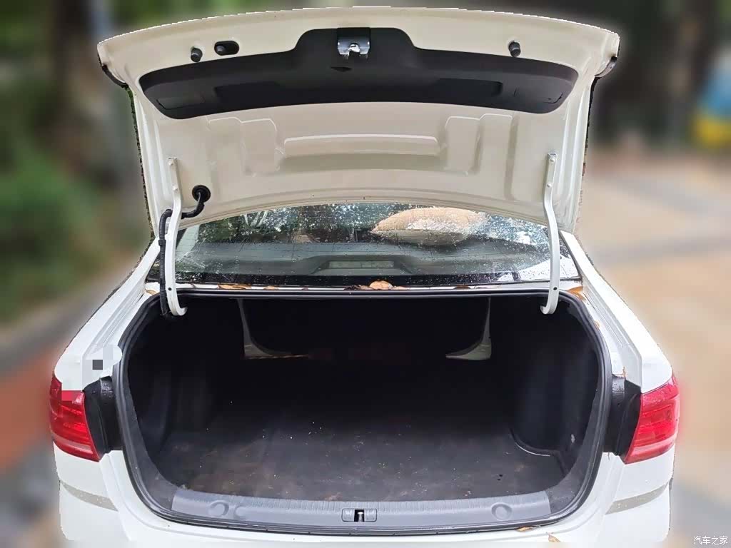 Volkswagen Lavida, 2016 15