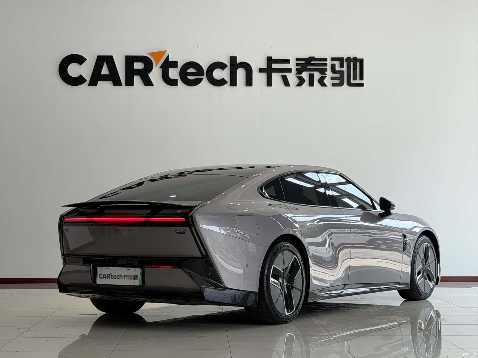 Xpeng P7, 2025 24