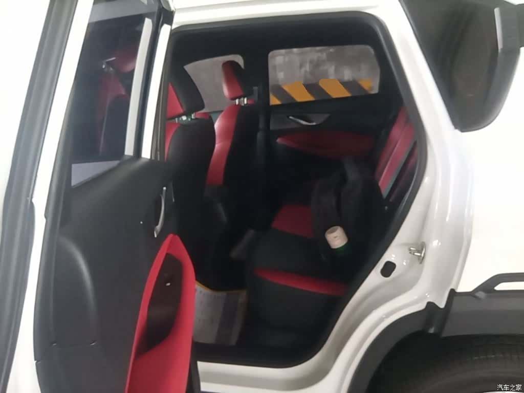 Changan CS35, 2024 17