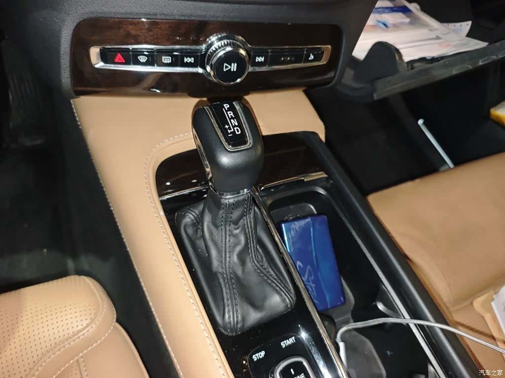 Volvo XC90, 2016 7
