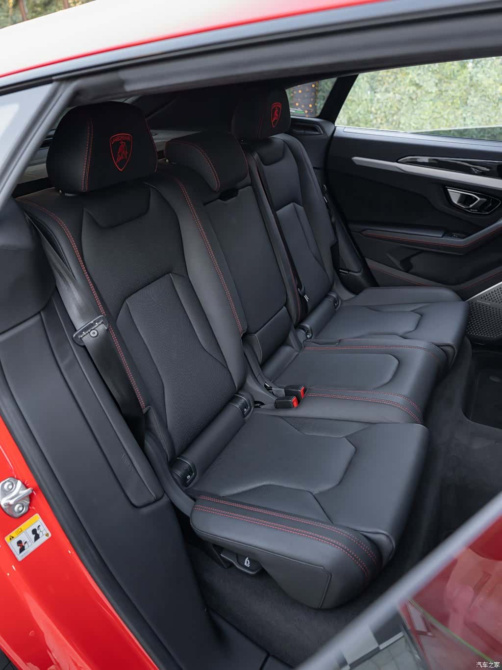 Lamborghini Urus, 2019 23