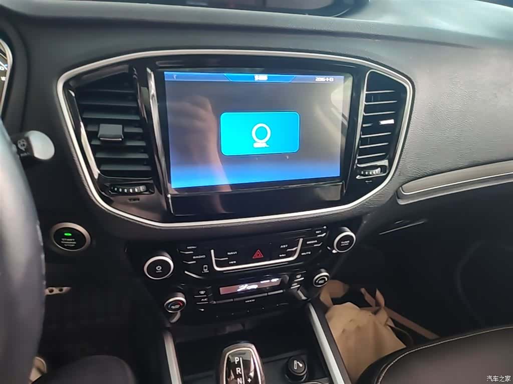 Geely X6, 2017 13