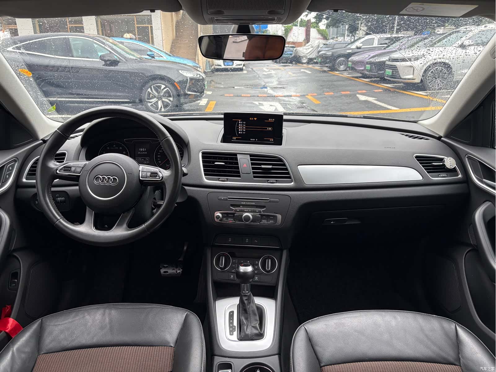 Audi Q3, 2017 9
