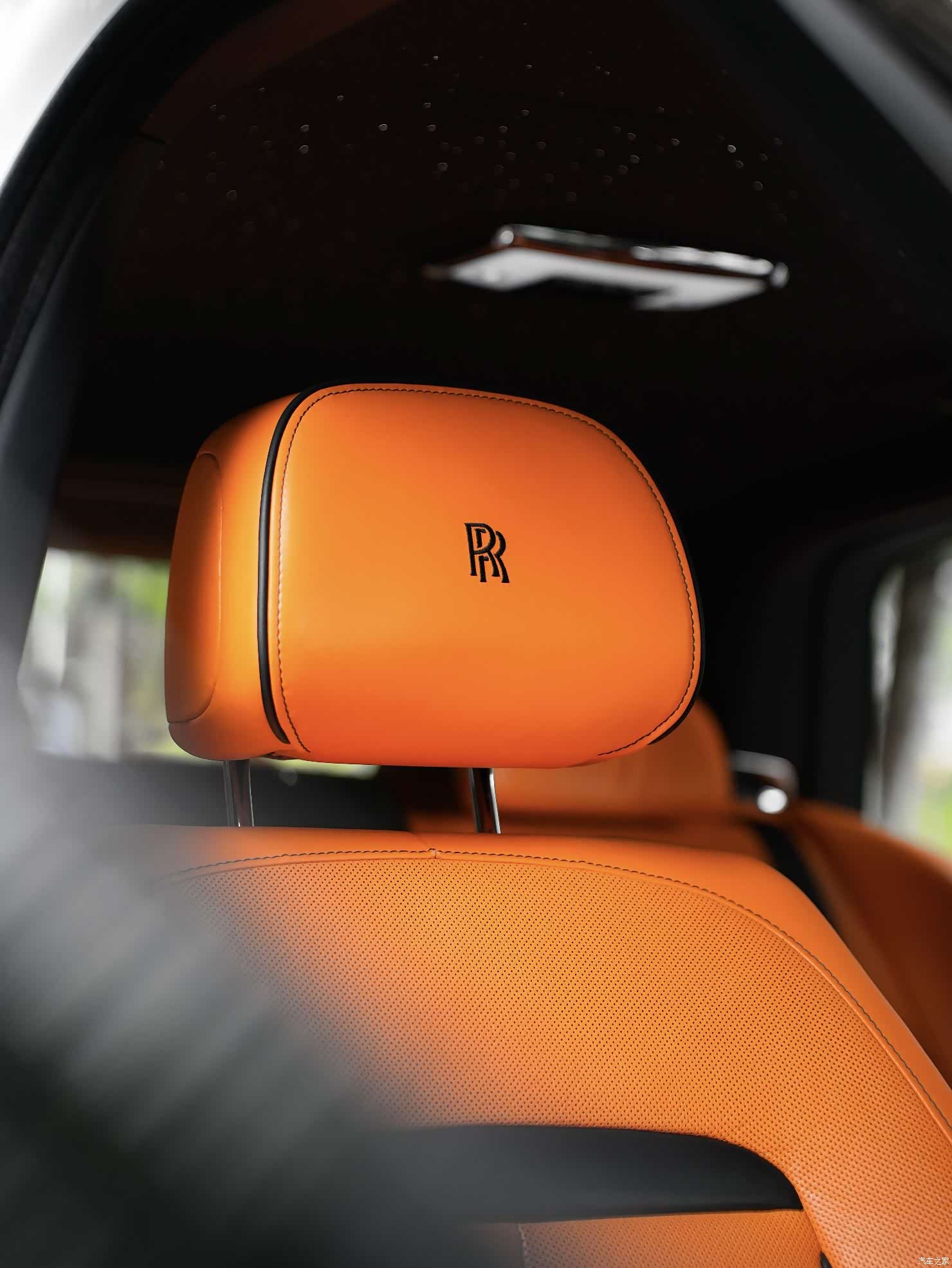 Rolls-Royce Cullinan, 2022 22