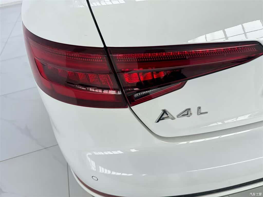 Audi A4L, 2018 18
