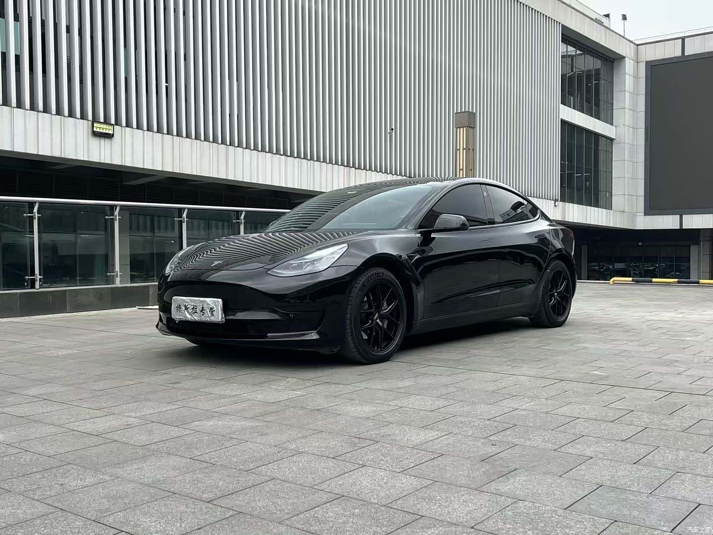 Tesla Model 3, 2021 1
