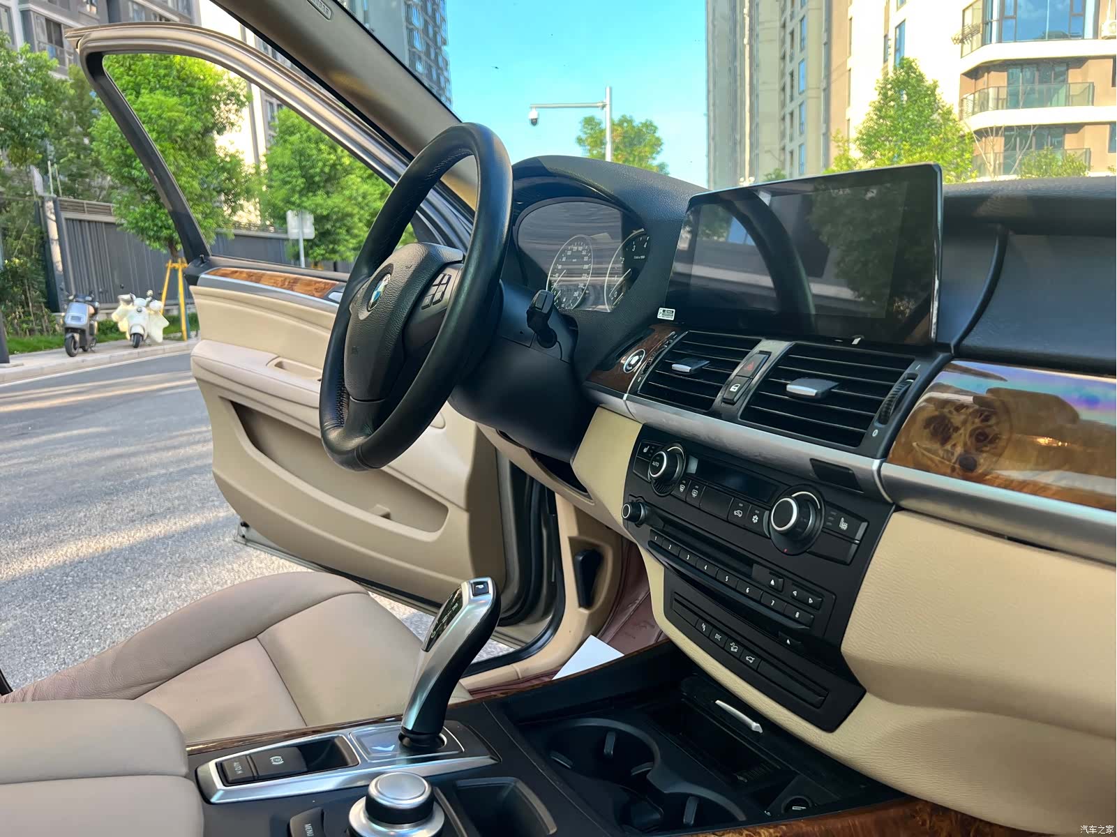 BMW X5, 2009 23