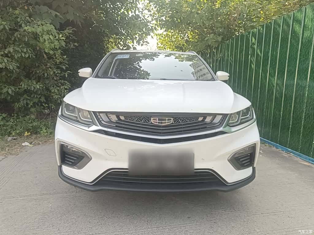 Geely Coolray, 2019 3